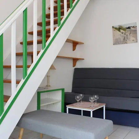 Maison 3 Pieces, Terrasse, Proche Plage, Calme - Fr-1-246A-69 Vakantiehuis *