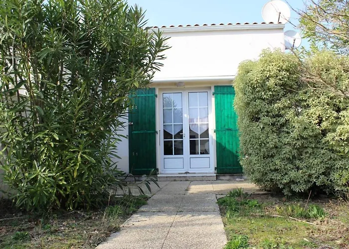 Maison 3 Pieces, Terrasse, Proche Plage, Calme - Fr-1-246a-69 *